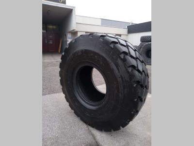 Goodyear 23.5R25 GP3E vendida por Piave Tyres Srl