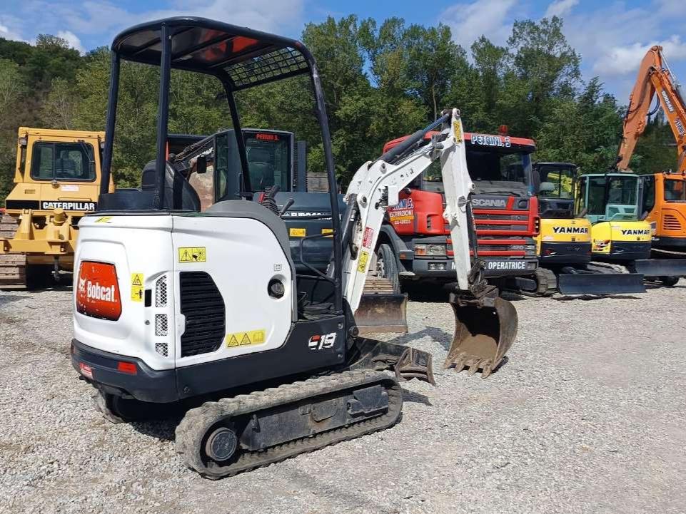 Bobcat E19 Foto 1