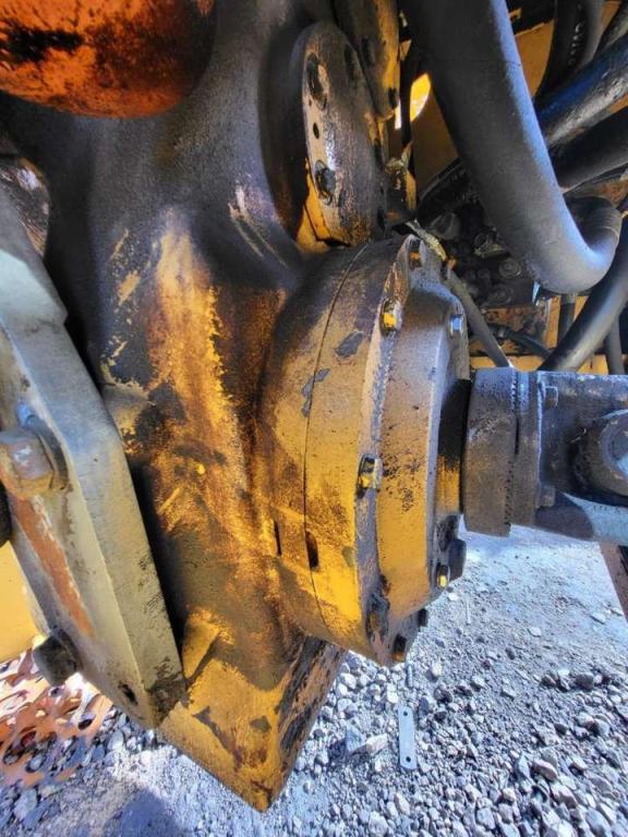 Volvo hydraulic transmission VOE22547 for Volvo L110E Foto 4