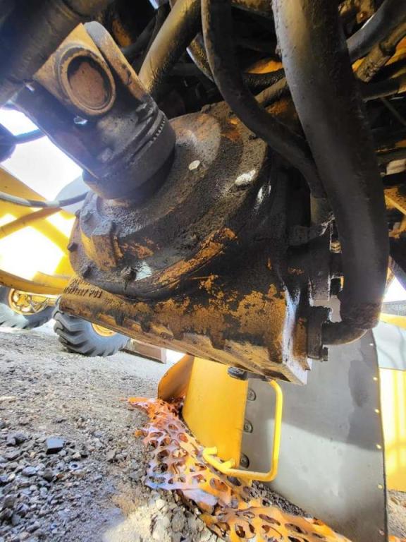 Volvo hydraulic transmission VOE22547 for Volvo L110E Foto 5