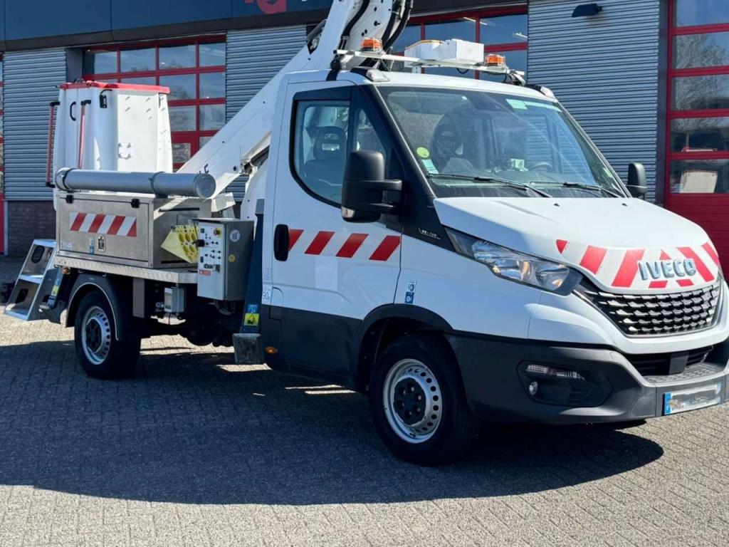 Iveco 35.140 Foto 1