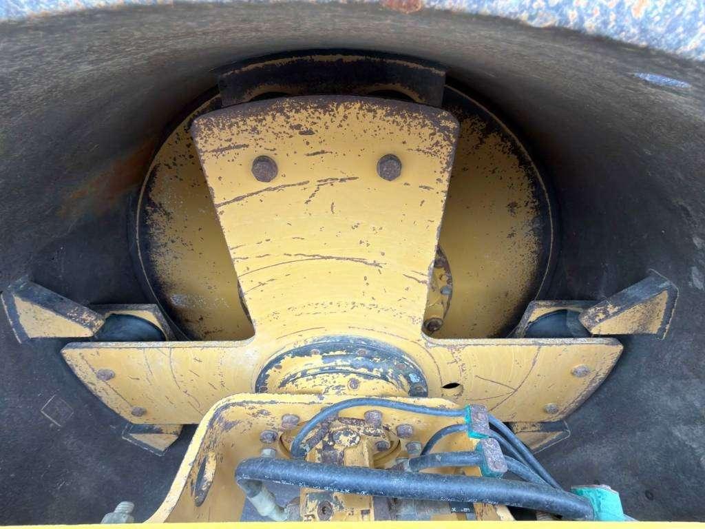 Caterpillar CS563E Foto 16