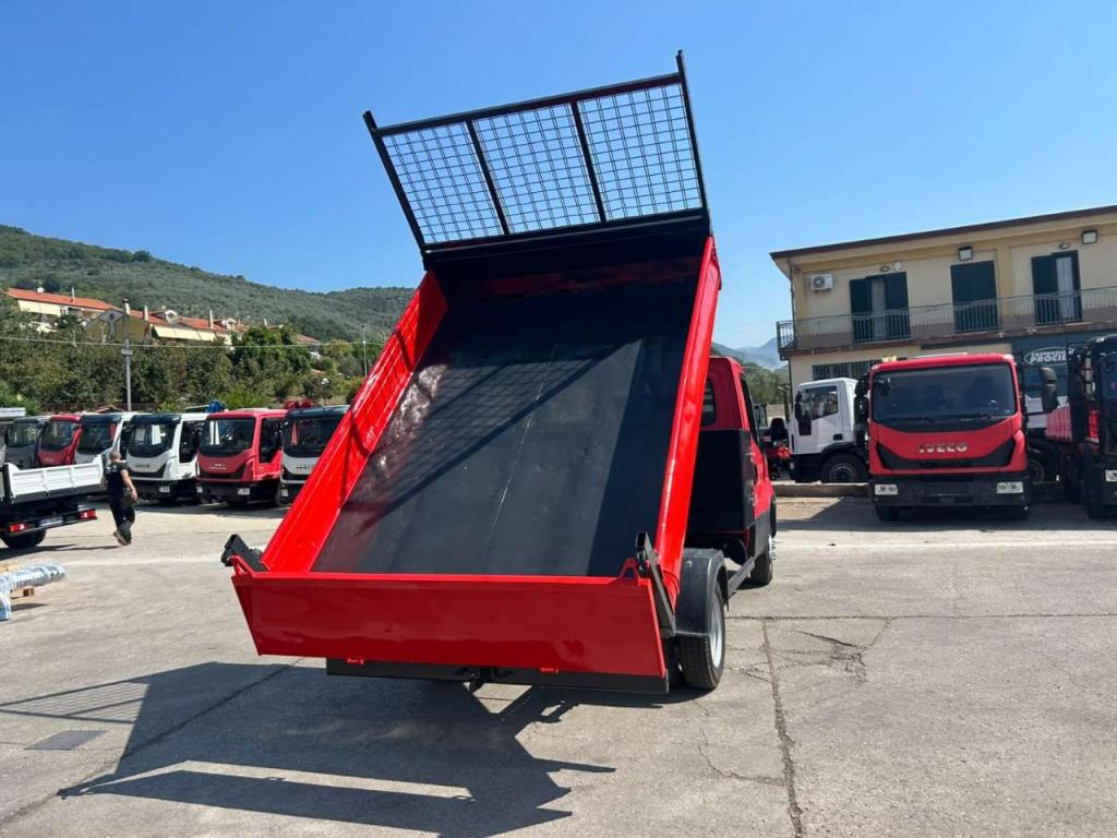 Iveco DAILY 35-130 Foto 25