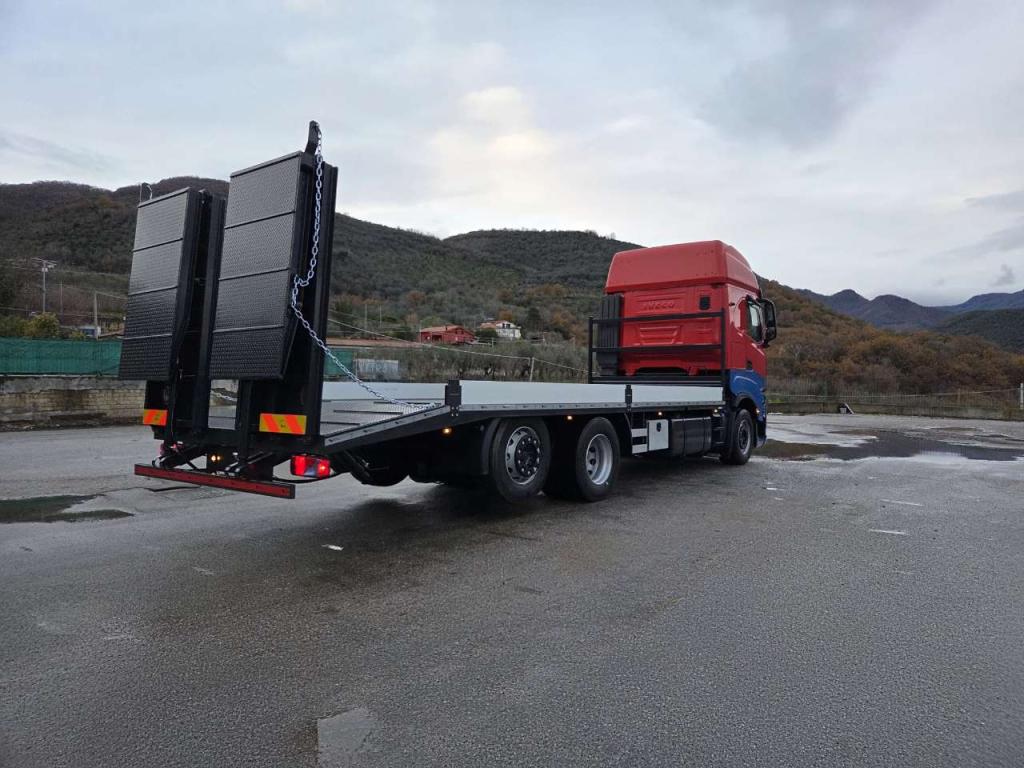 Iveco S-WAY AS260S48 Y Foto 30