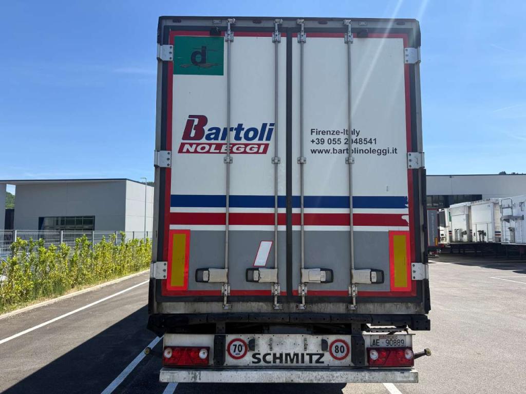 Schmitz FRIGO TRASPORTO CARNE Foto 3