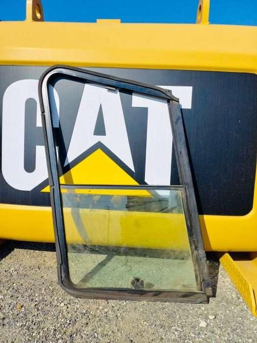 Caterpillar Sinistro SX Foto 1