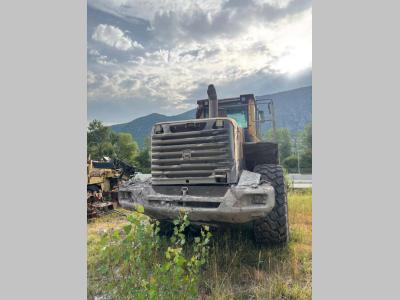 Volvo Counterweight for Volvo L180E and L180F. Foto 1