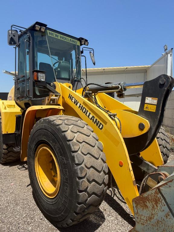 New Holland W130C Foto 1
