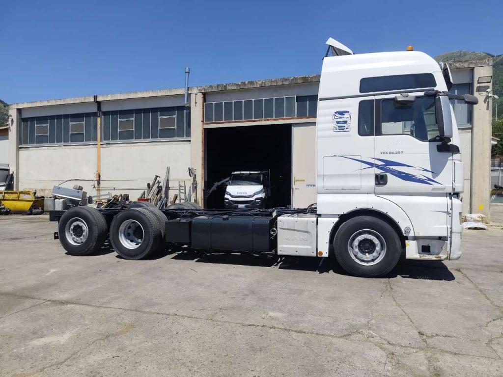Man TGX 26.560 D38 Foto 17
