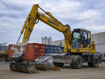 Komatsu PW148-10 vendida por Balavto