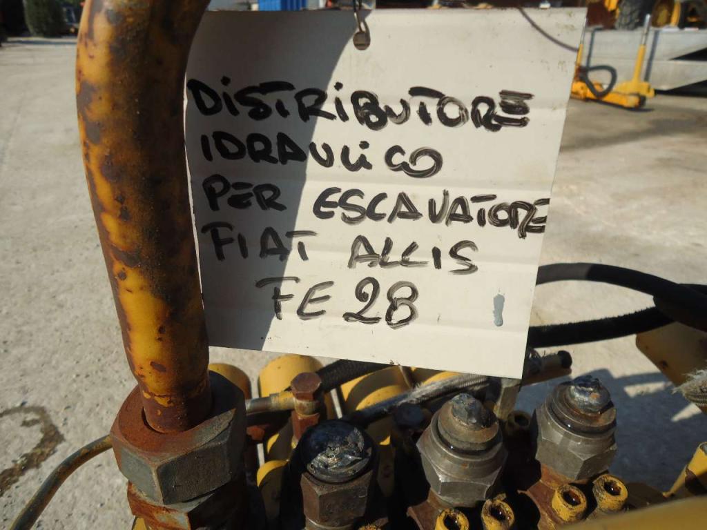 Distribuidor hidraulico para Fiat Allis FE28 Foto 4