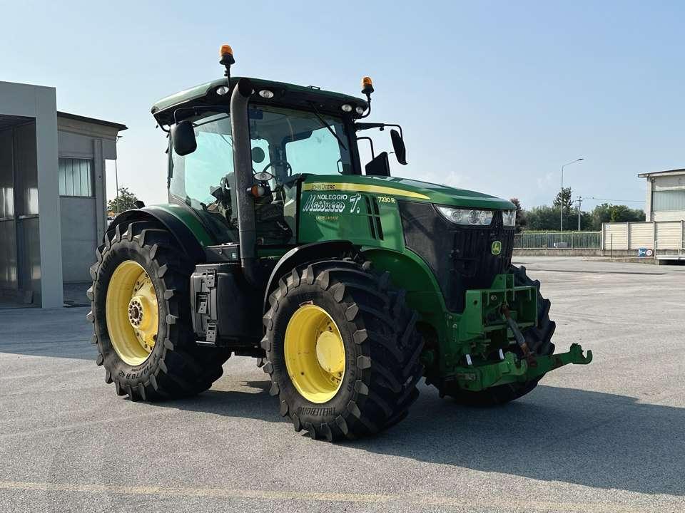 John Deere 7230R Foto 15