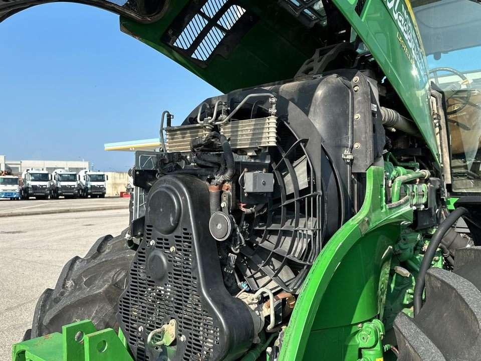 John Deere 7230R Foto 9