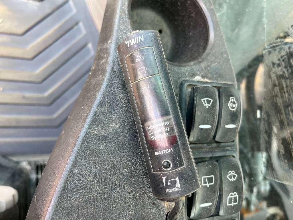 Volvo EC380DL - Automatic Greasing / Quick Coupler Foto 15