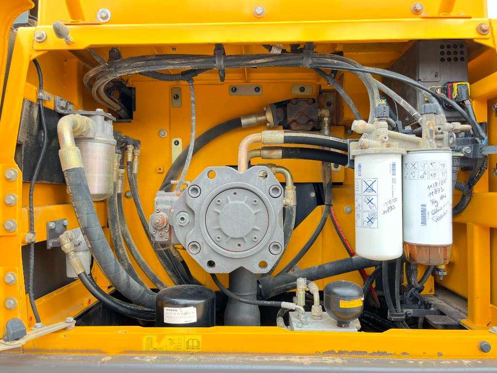 Volvo EC380DL - Automatic Greasing / Quick Coupler Foto 28