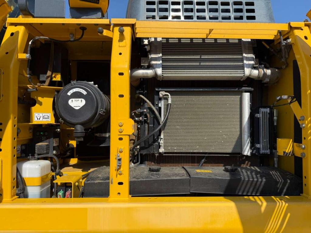Komatsu PC210 Foto 12