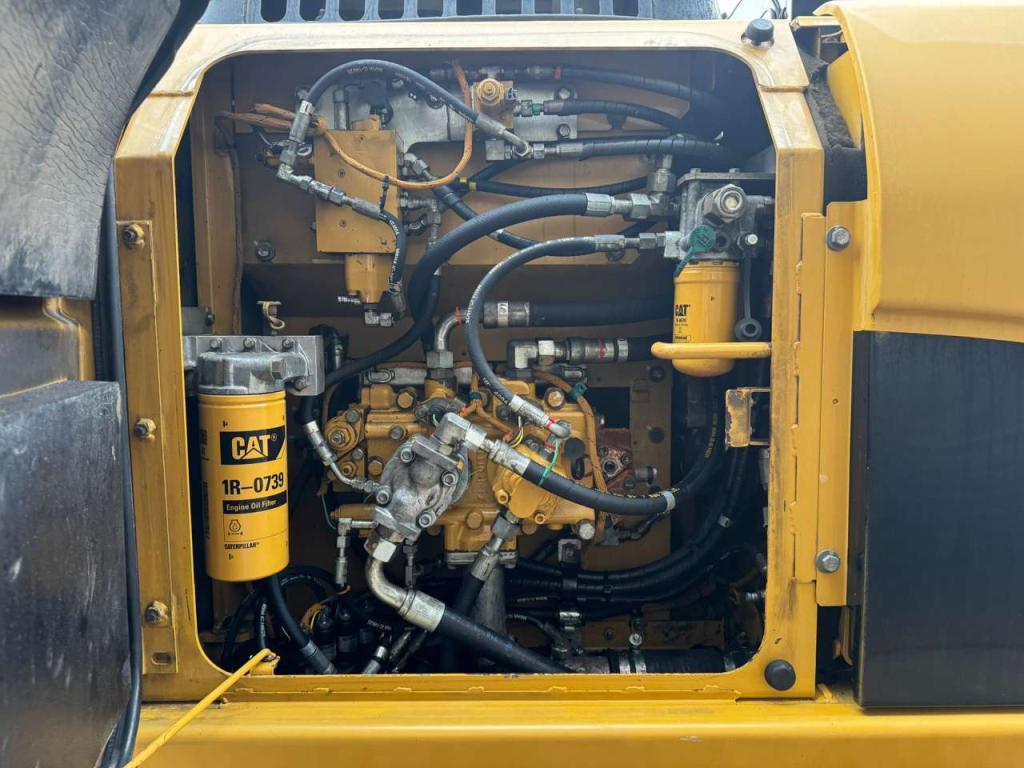 Caterpillar 319DL Foto 25