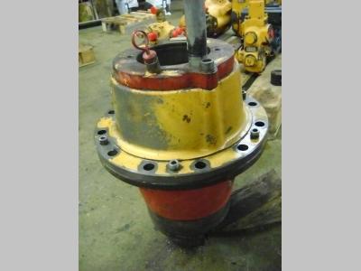 Reductor de giro para Liebherr 902 vendida por PRV Ricambi Srl