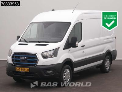Ford e-Transit 184pk Elektrisch 68kWh 317KM WLTP SOH 93% L2H2 AC/Climate Navi Carplay Parkeersensoren Cr vendida por BAS World B.V.