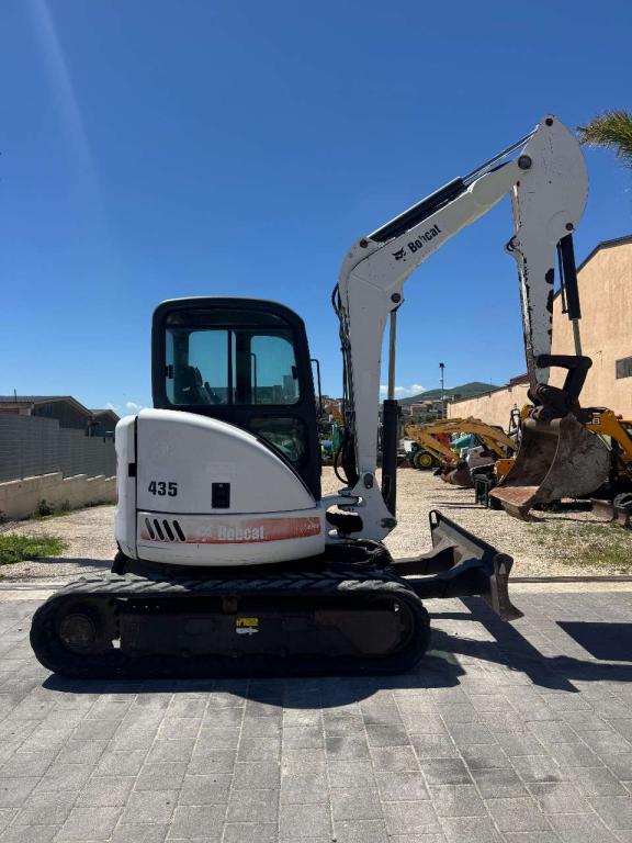 Bobcat 435 Foto 1
