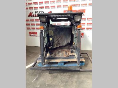 Cabina para Bobcat 753 vendida por Massucco T. Srl Area Ricambi