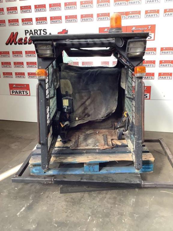 Cabina para Bobcat 753 Foto 1