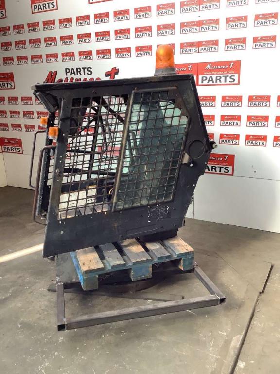 Cabina para Bobcat 753 Foto 2