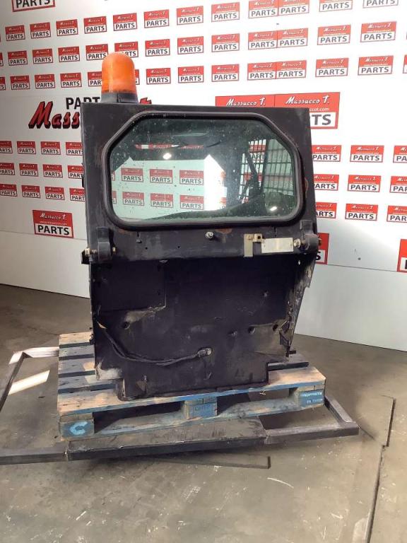 Cabina para Bobcat 753 Foto 3