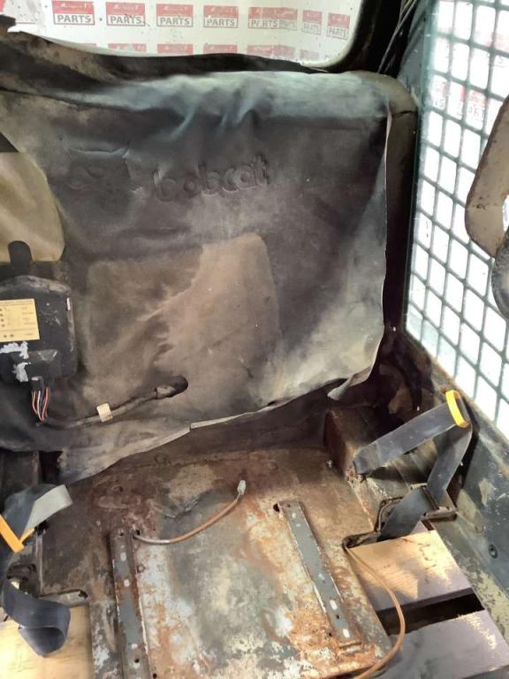 Cabina para Bobcat 753 Foto 5