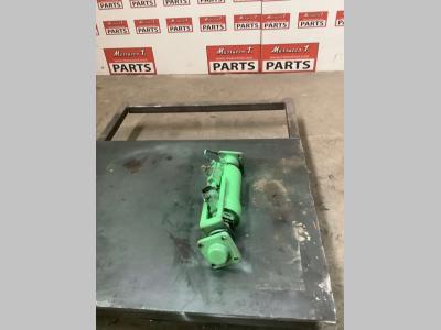 Pistón estabilizador para Merlo P28.8 vendida por Massucco T. Srl Area Ricambi