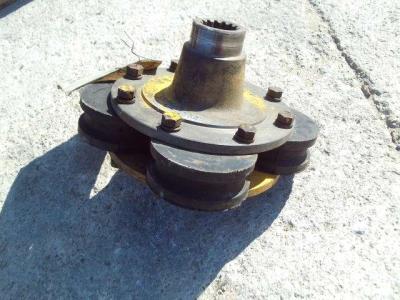 Giunto tra motore e trasmissione para Caterpillar 951C- MOTORE 3304 vendida por OLM 90 Srl