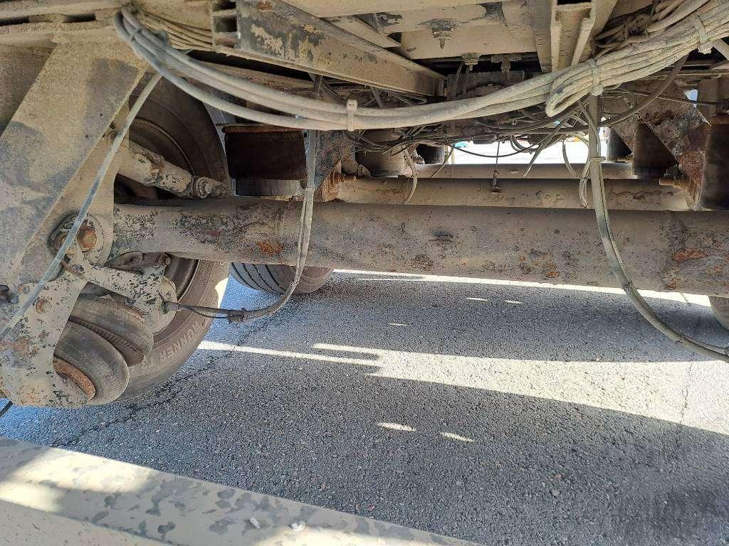 Stas S300CX ALU + MAN TGX18.470 Hydrodrive Foto 23