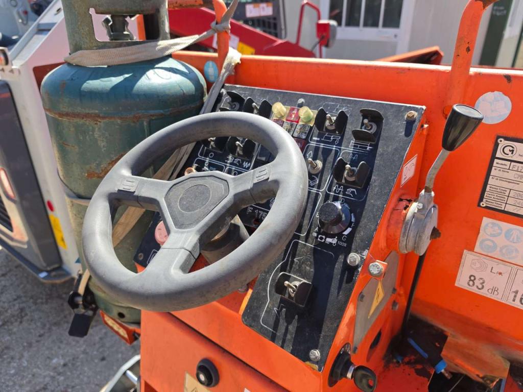 CM F175B Foto 6