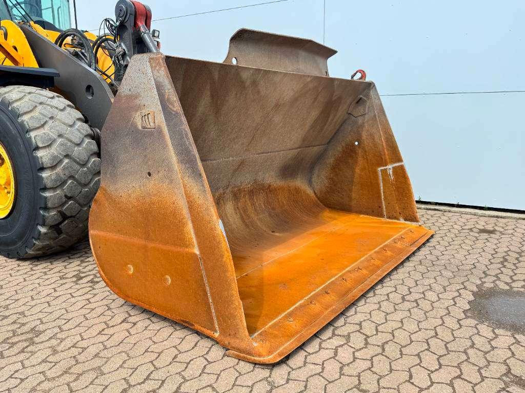 Volvo L180G - German Machine / Weight System Foto 18
