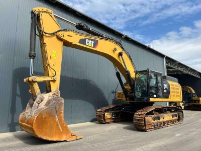 Caterpillar 352F vendida por Smitma B.V.