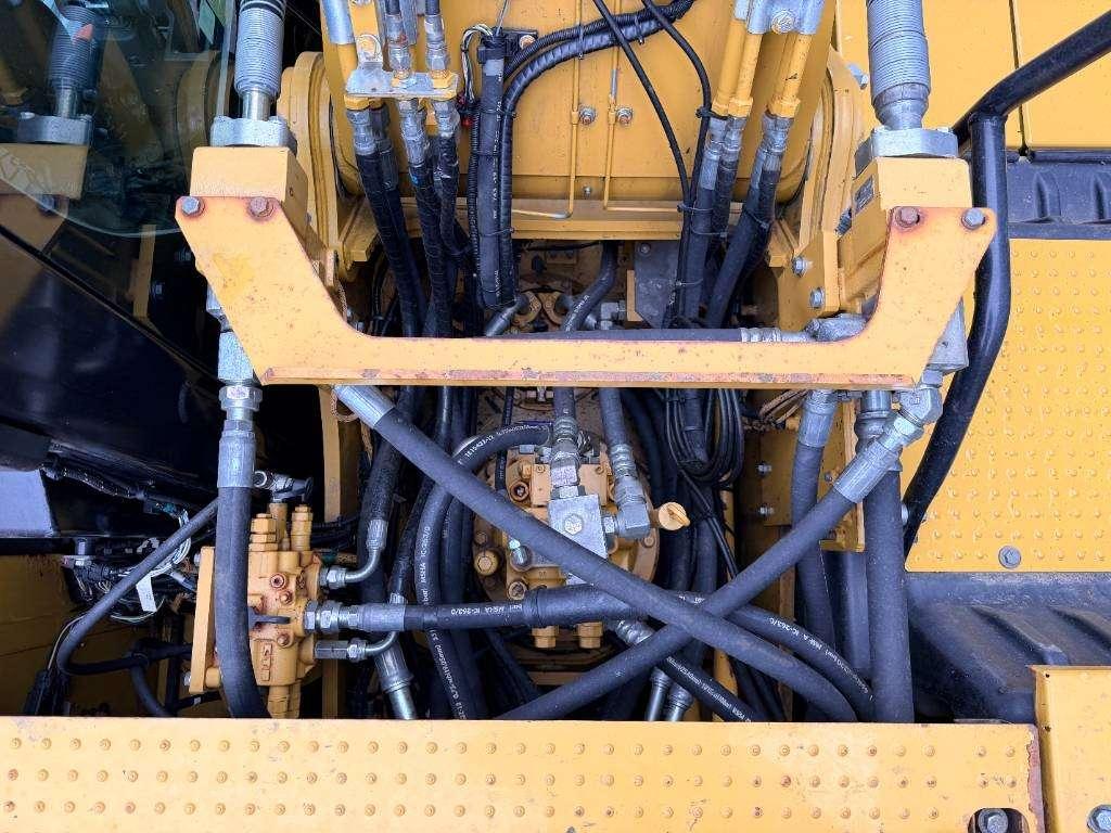 Caterpillar 323 07A Foto 28