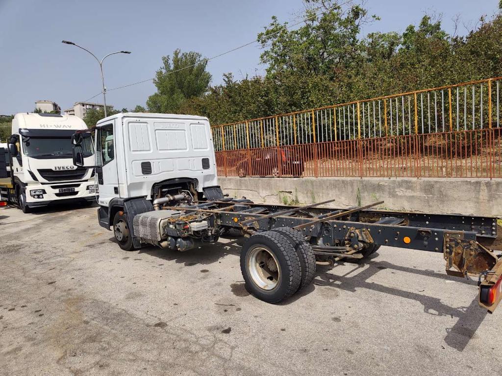 Iveco EUROCARGO 100E19 Foto 6