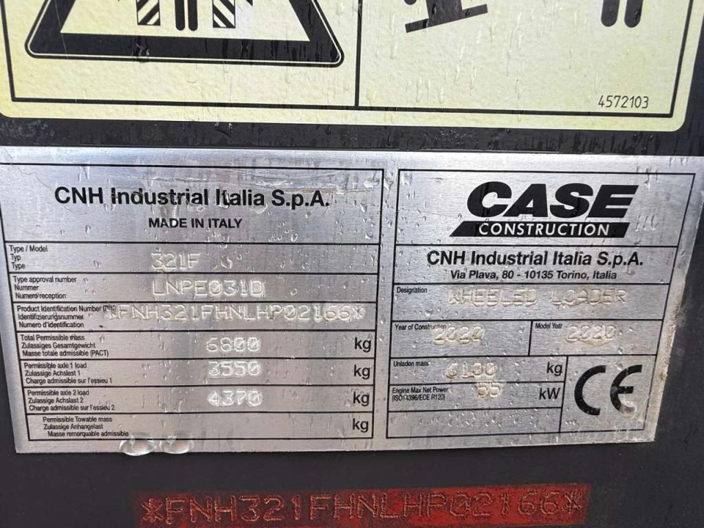 Case 321F Foto 3