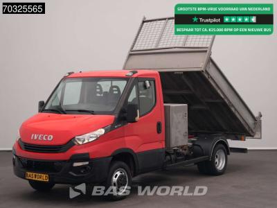 Iveco Daily 35C12 Kipper met Kist Dubbellucht 3,5t Trekhaak Airco Cruise Euro6 Tipper Benne Kieper Airco vendida por BAS World B.V.