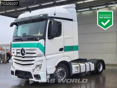 Mercedes-Benz Actros 1842 4X2 StreamSpace Mega Foto 1