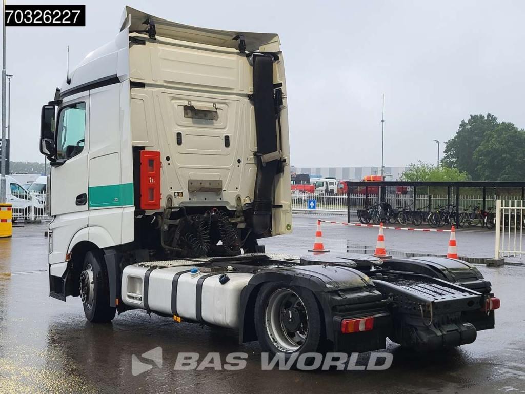 Mercedes-Benz Actros 1842 4X2 StreamSpace Mega Foto 2