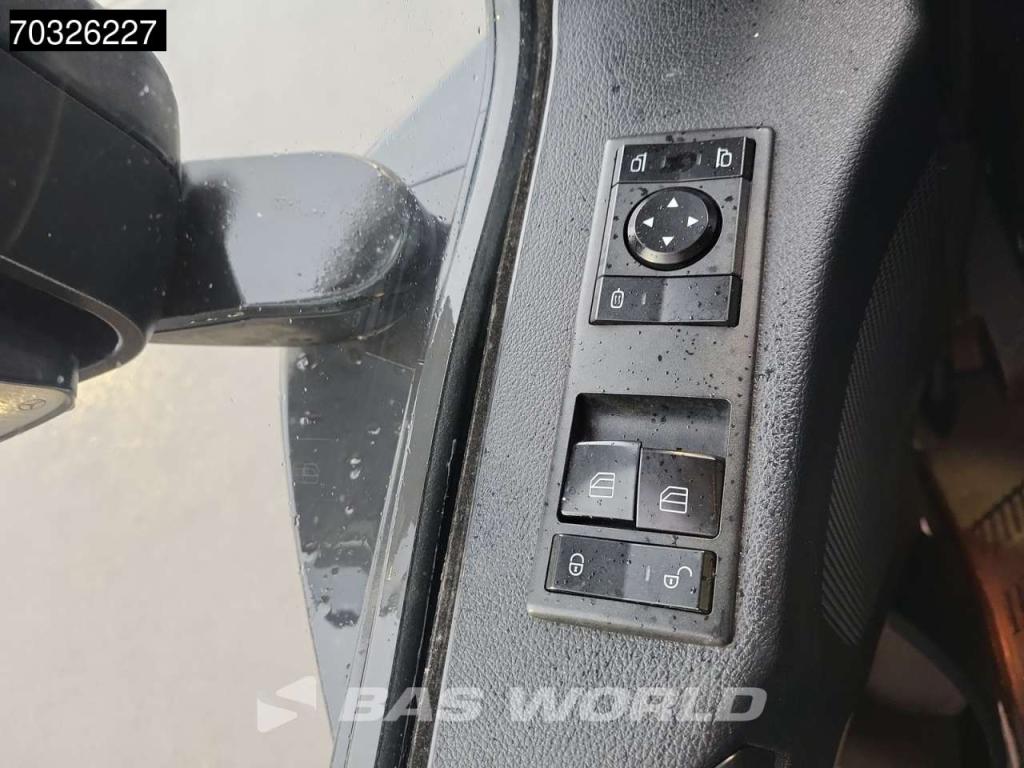 Mercedes-Benz Actros 1842 4X2 StreamSpace Mega Foto 24
