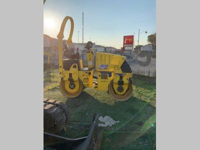 Ammann AV 23 -2 vendida por CGM Gruppo Servizi Srl