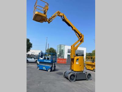Haulotte HA12CJ+ vendida por Centro Usato Srl