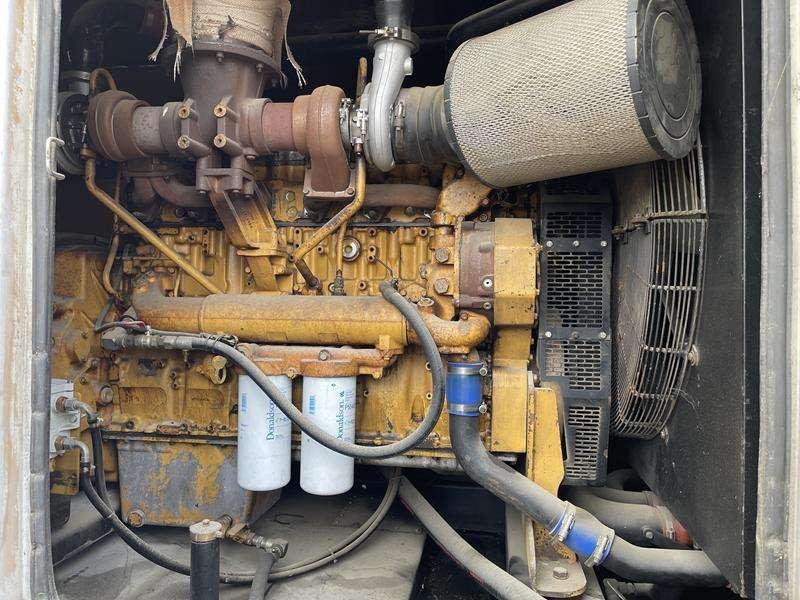 Caterpillar C 18 - 700 Foto 15
