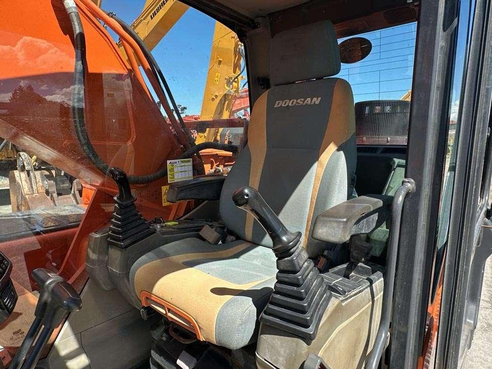 Doosan DX340LC Foto 16