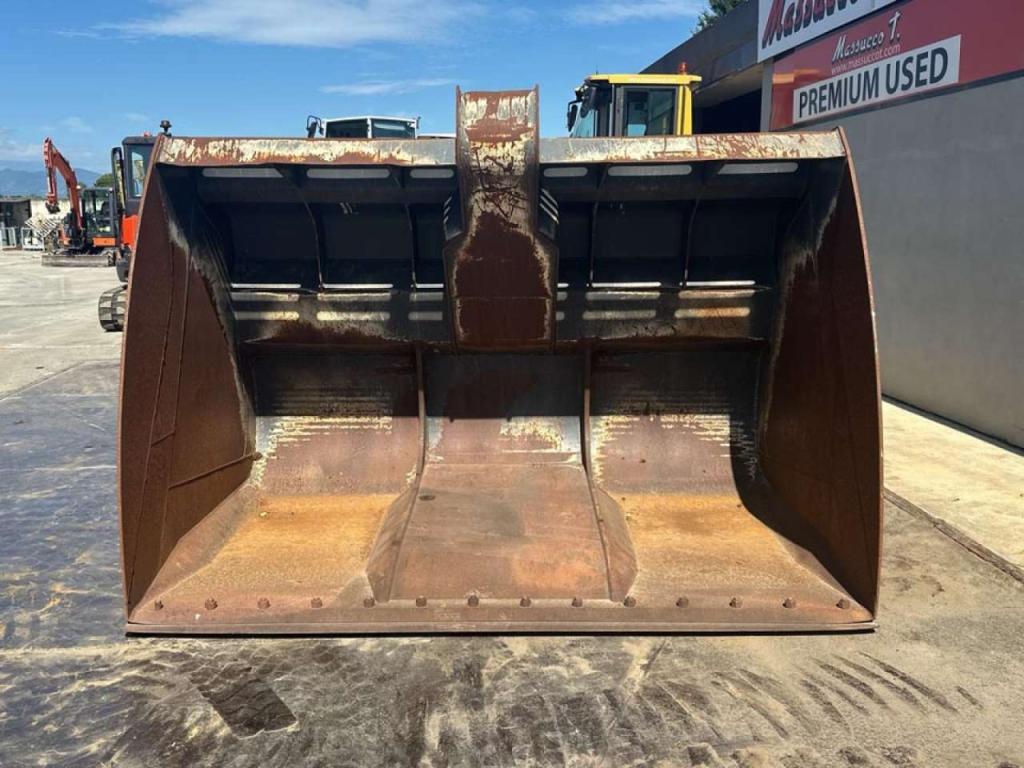 Leonardi Benne per NEW HOLLAND W190C Foto 2