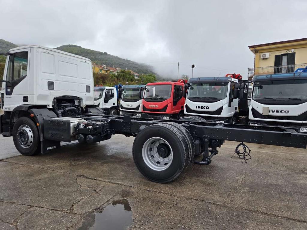 Iveco EUROCARGO 180-250 Foto 22
