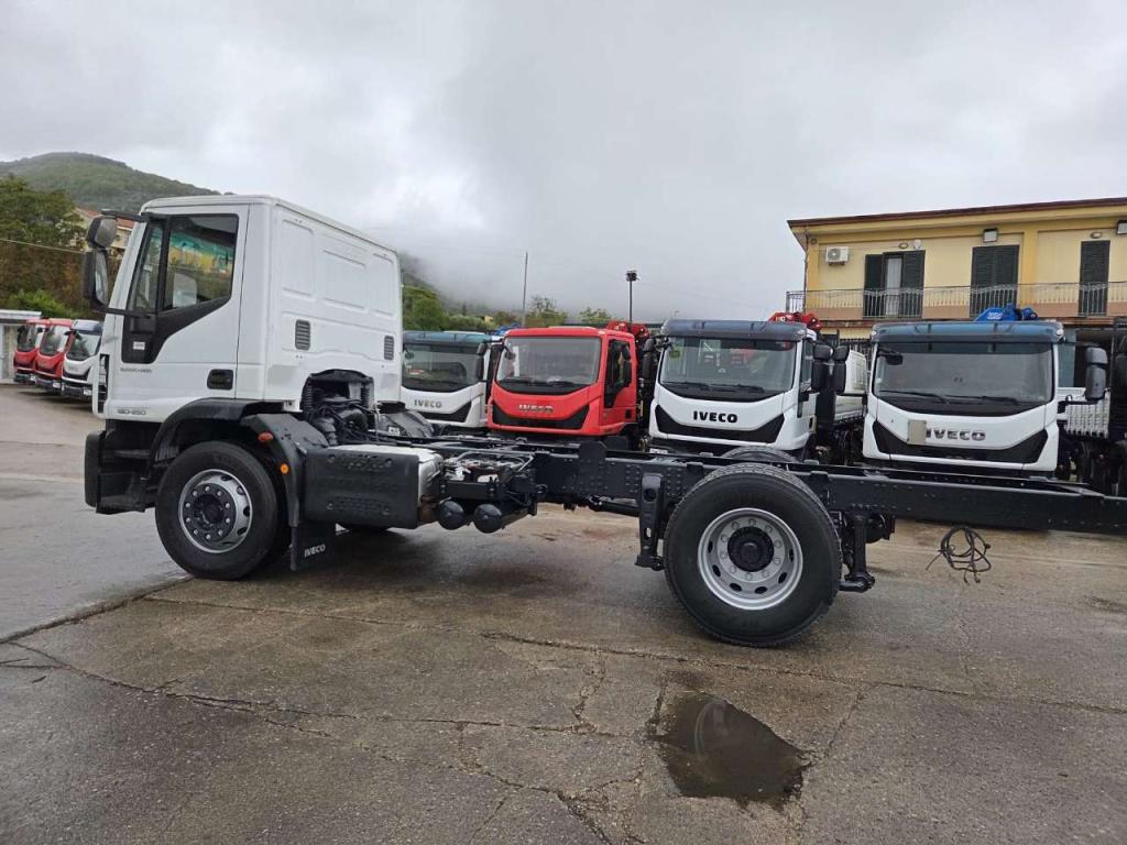 Iveco EUROCARGO 180-250 Foto 8