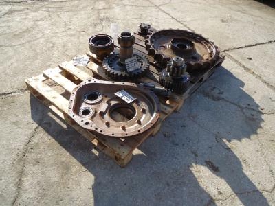 Reductor de acoplamiento para Caterpillar 955L vendida por OLM 90 Srl